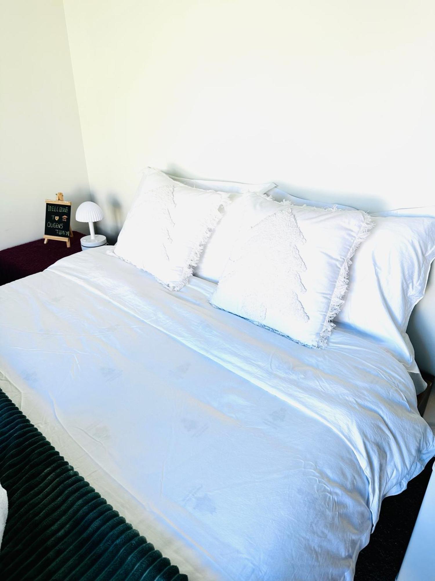 Hanleys Private Room Near Airport Frankton Extérieur photo